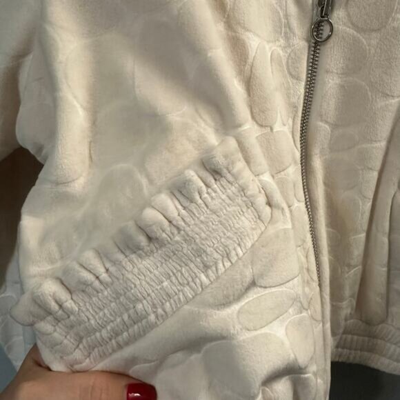 ALEXIS Perkins‎ Women's White Velour Oversized Embossed Bomber Jacket Size XS - Picture 3 of 8